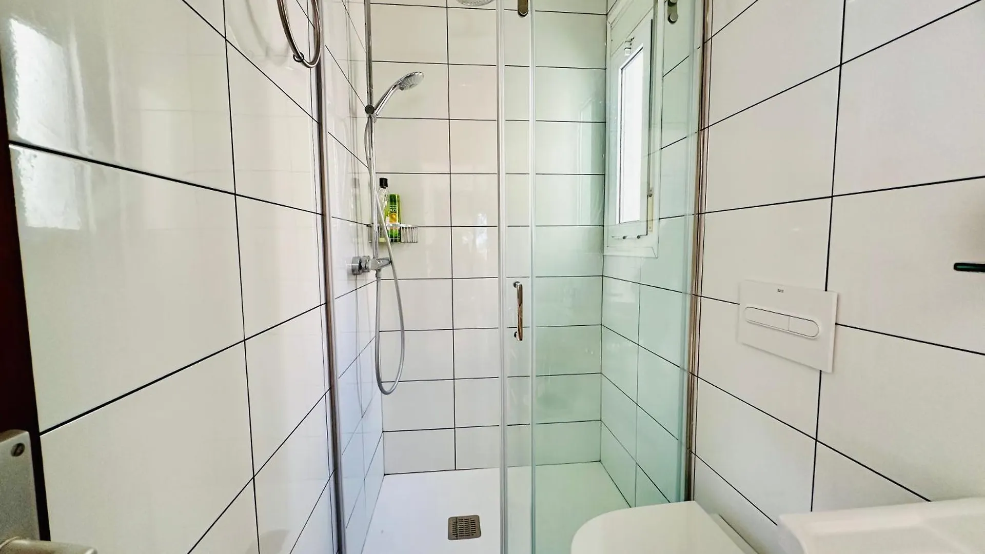 Vela - Apartamento Con Acceso Directo A La Playa Roses