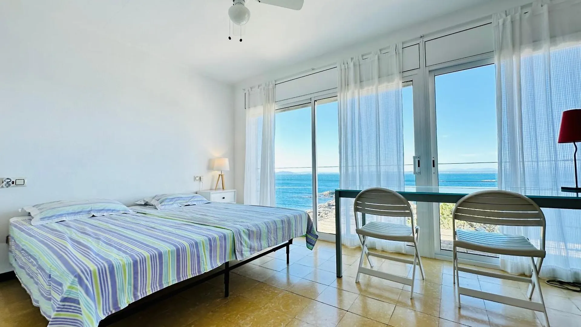 Apartment Vela - Apartamento Con Acceso Directo A La Playa Roses Spain